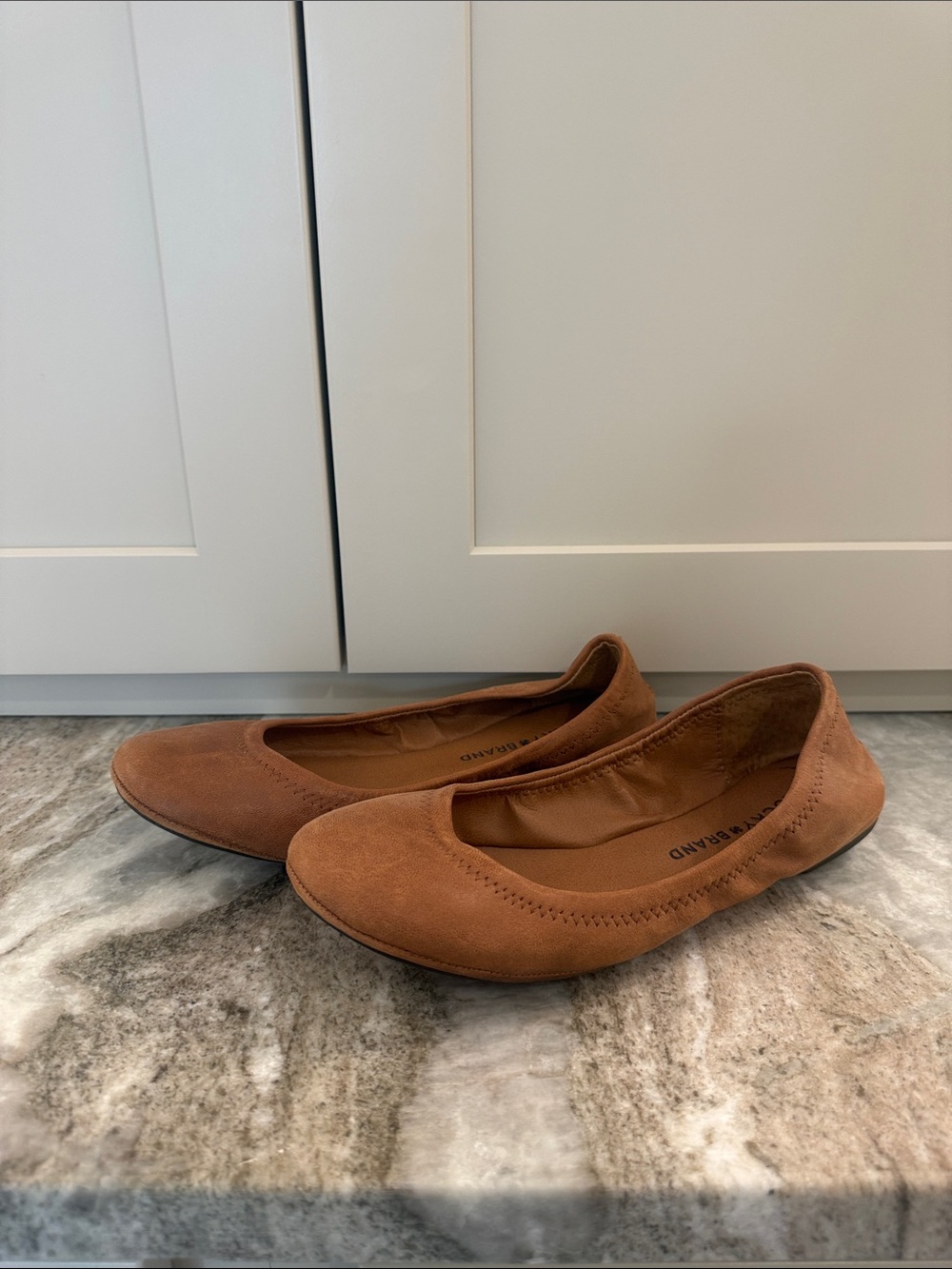 Lucky Brand Women's Tan Suede Ballet Flats